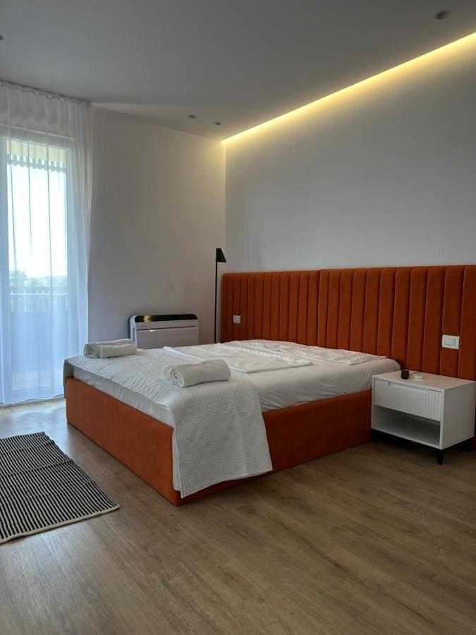 Hotel Restaurant Natyra E Qete Lezhë Dış mekan fotoğraf