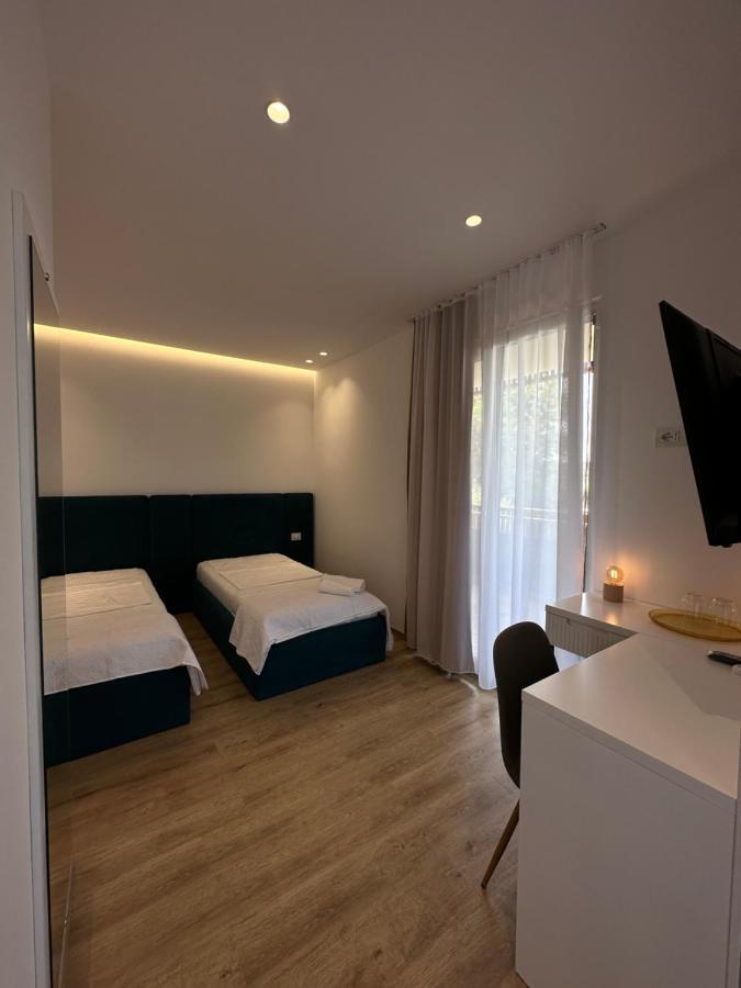 Hotel Restaurant Natyra E Qete Lezhë Dış mekan fotoğraf