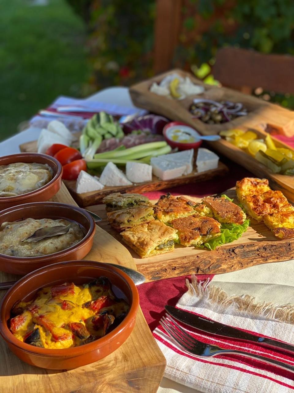 Hotel Restaurant Natyra E Qete Lezhë Dış mekan fotoğraf
